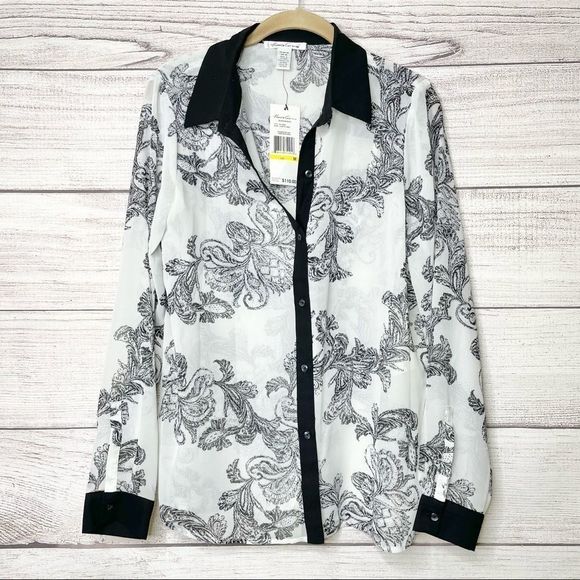 Kenneth Cole New York Tops - 🍄 3 for $30 Kenneth Cole long sleeve shirt with opened crossed back …